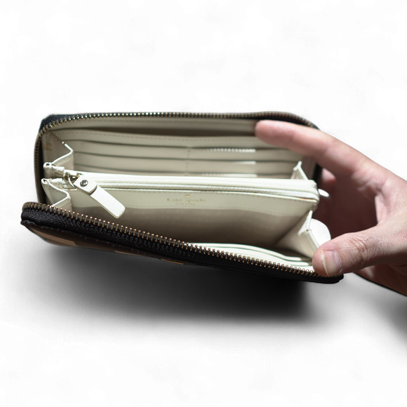 Kate Spade Neda Grove Street printed Pop Art Check Zip Around Wallet Girly GUC - Picture 8 of 15